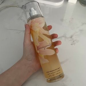 Bath and Body Works Honeysuckle Fragrance Mist